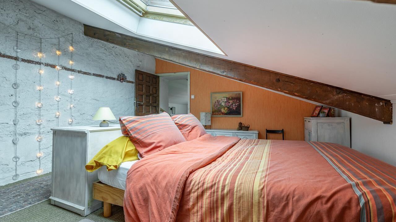 Photo of Bedroom in Reynes