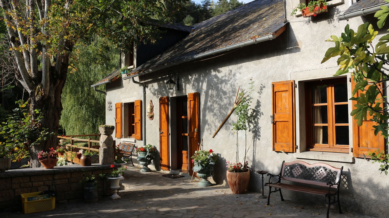 Photo of Patio Balcony in Saint-Pierre-des-Tripiers