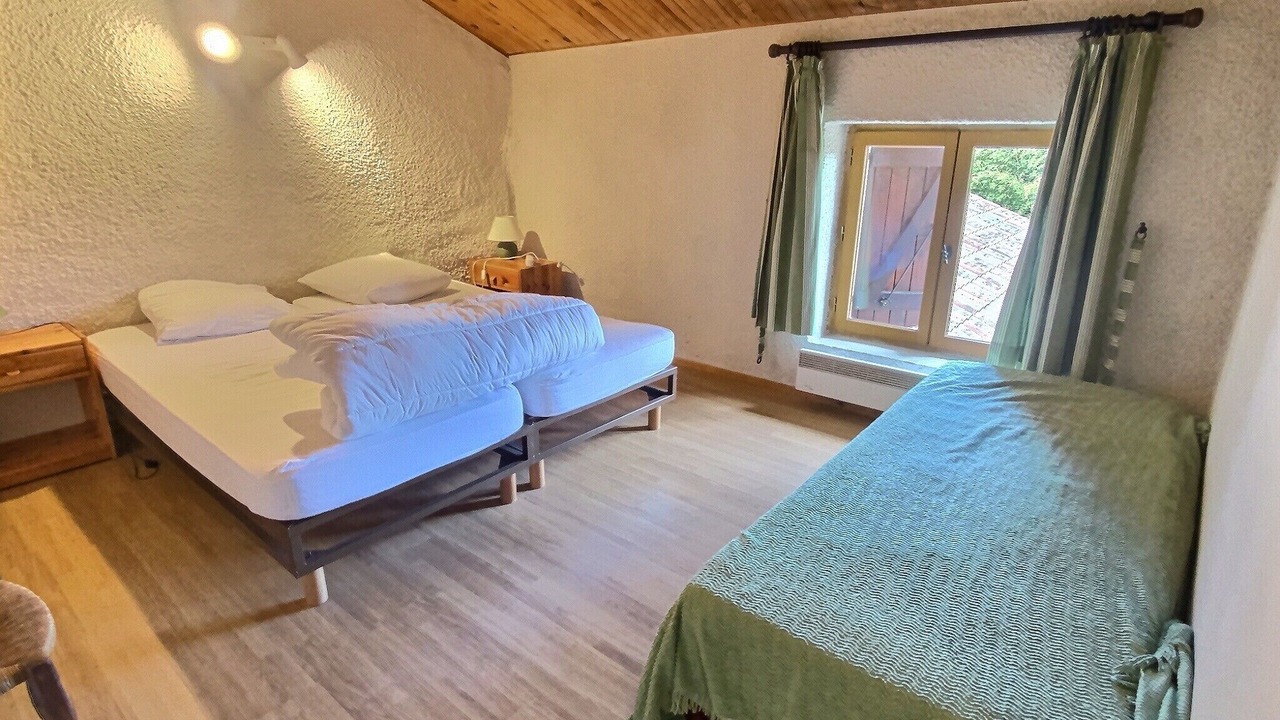 Photo of Bedroom in Romans