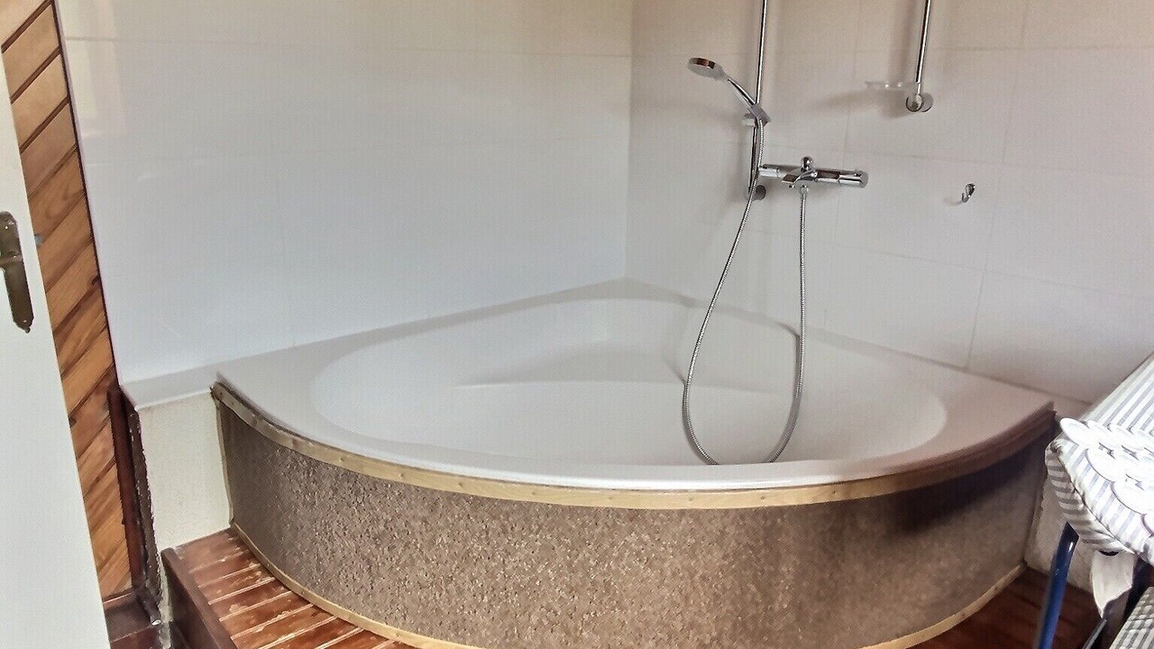 Photo of Bathroom in Romans