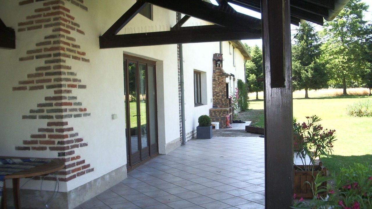 Photo of Patio Balcony in Romans