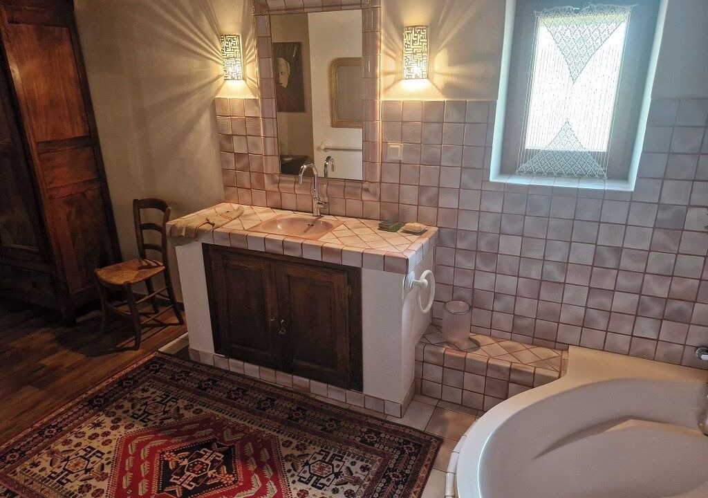 Photo of Bathroom in Cruis