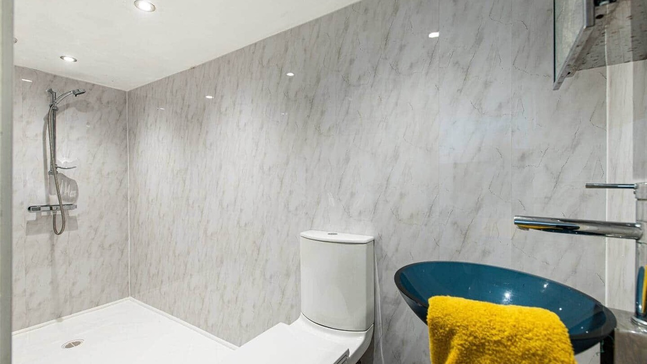 Photo of Bathroom in Wick