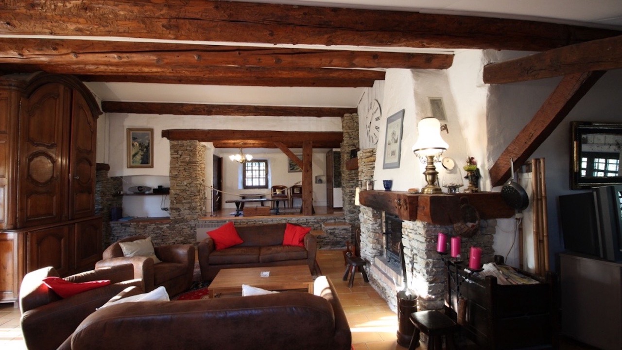 Photo of Livingroom in Pierrerue