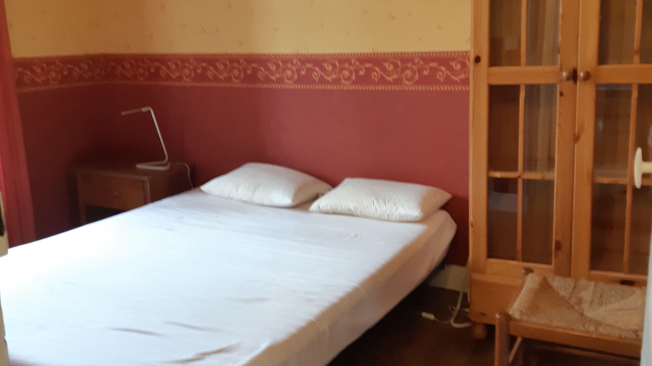 Photo of Bedroom in Saint-Sauves-d'Auvergne