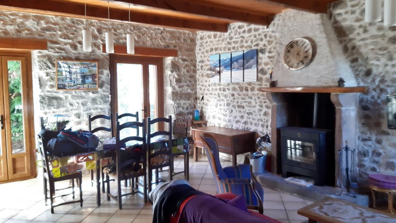 Photo of Livingroom in Saint-Sauves-d'Auvergne