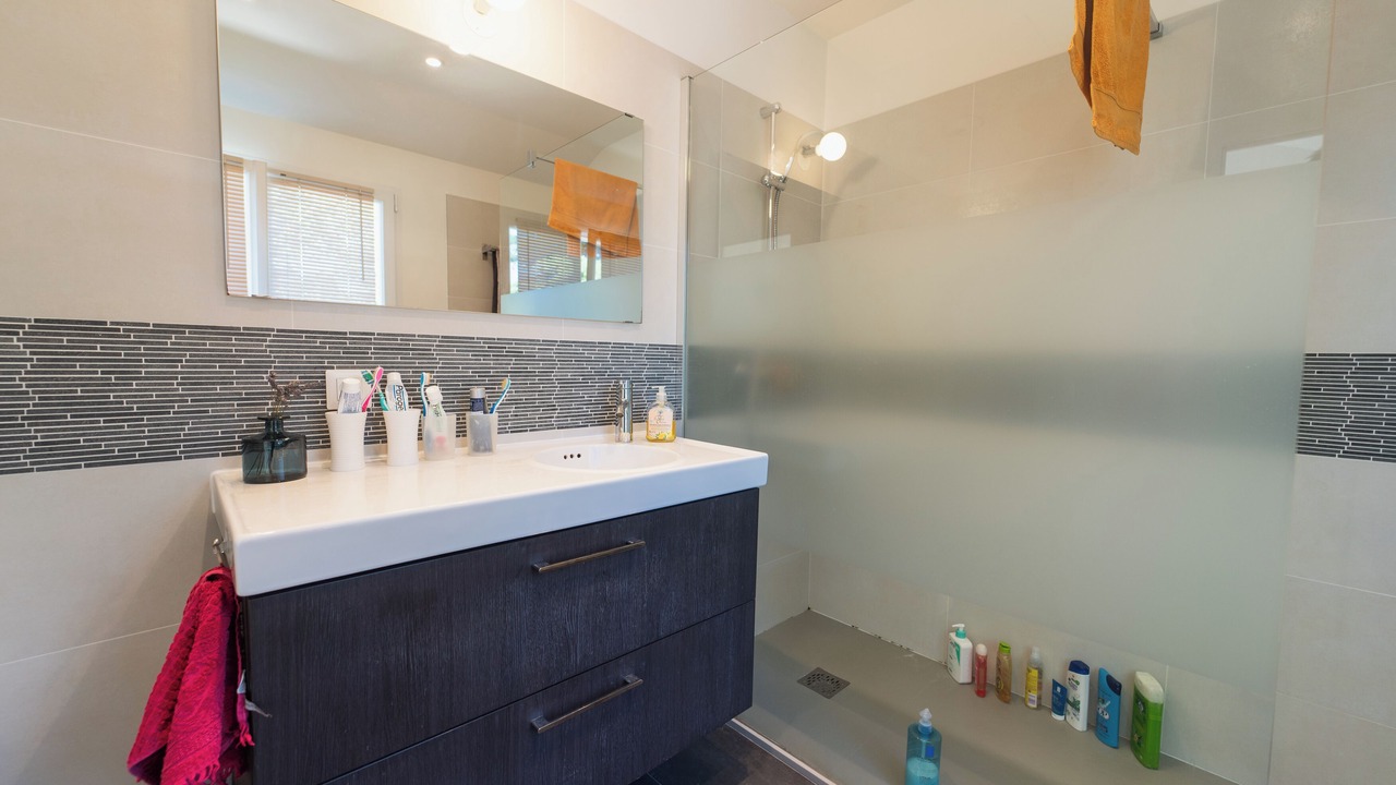 Photo of Bathroom in Saint-Benoit