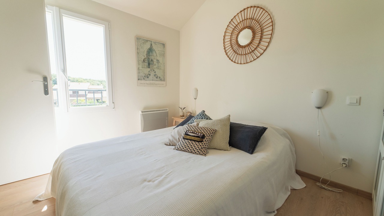 Photo of Bedroom in Saint-Benoit