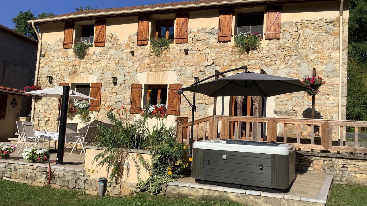 Photo of Outdoor in Salles-Courbaties