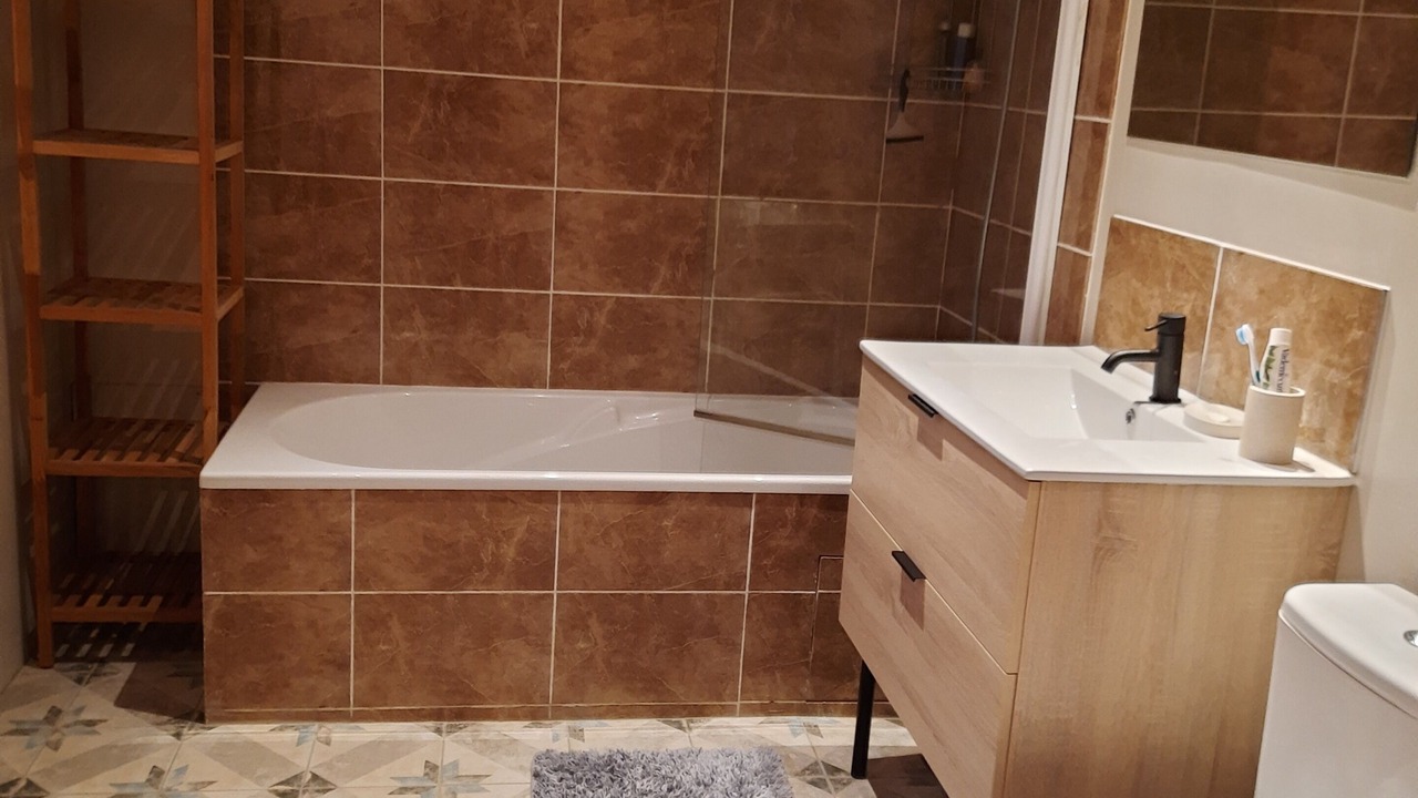 Photo of Bathroom in Montazels