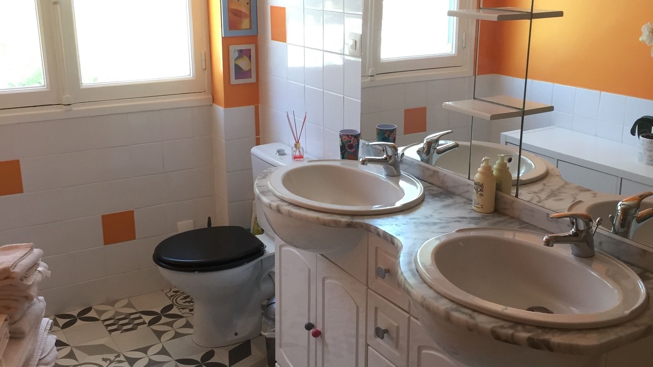 Photo of Bathroom in Saint-Marc-sur-Mer
