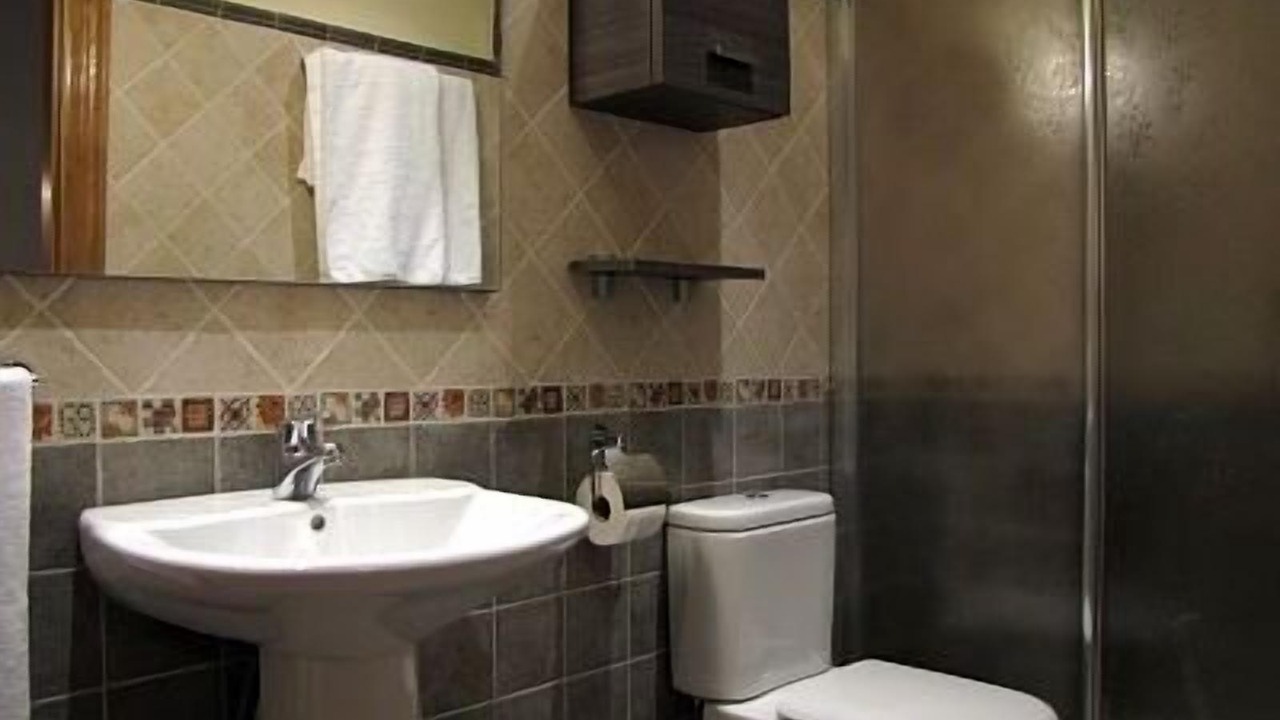 Photo of Bathroom in Jaunsaras