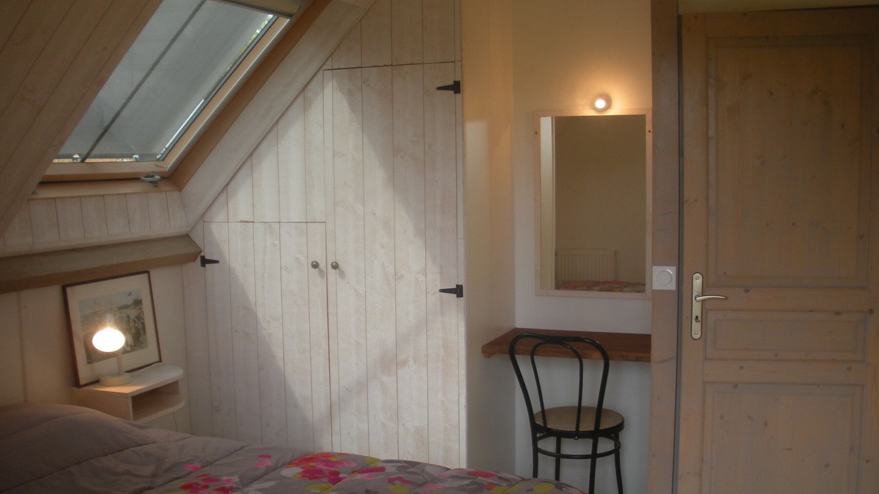 Photo of Bedroom in Genneville