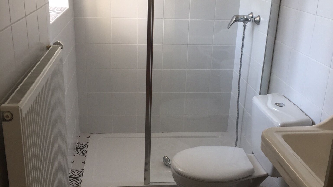 Photo of Bathroom in Saint-Symphorien-de-Lay