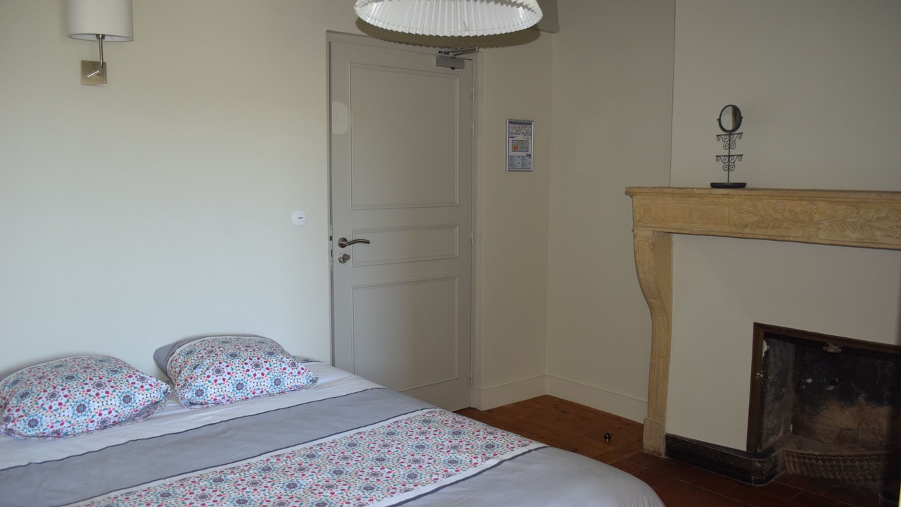 Photo of Bedroom in Saint-Symphorien-de-Lay