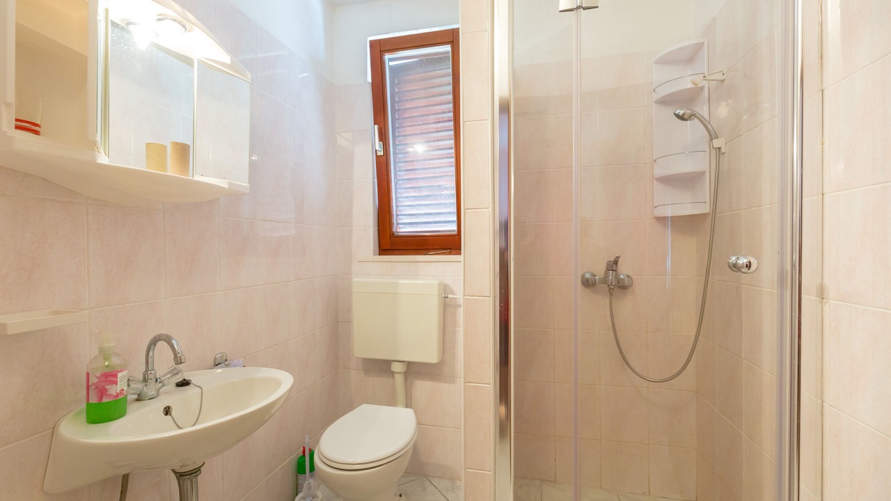 Photo of Bathroom in Zrnovo