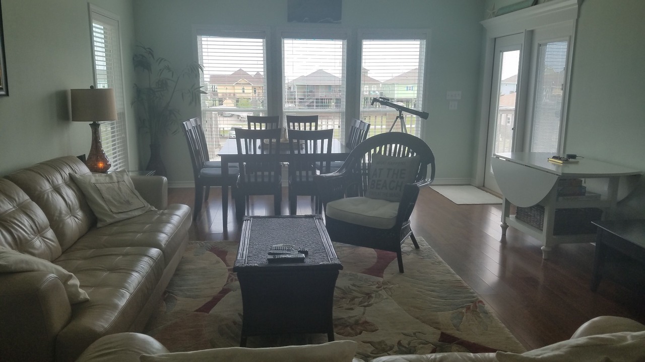 Photo of Bedroom in Crystal Beach