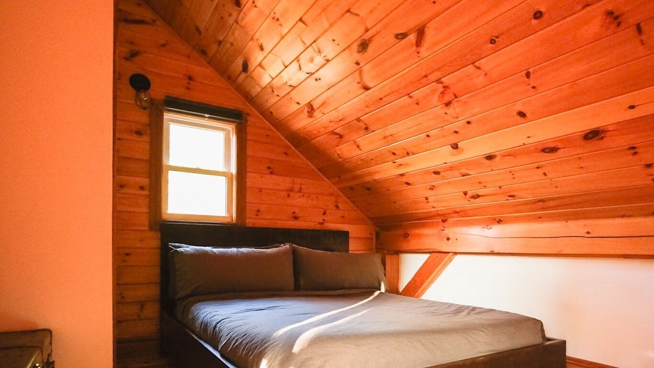 Photo of Bedroom in Frontenac