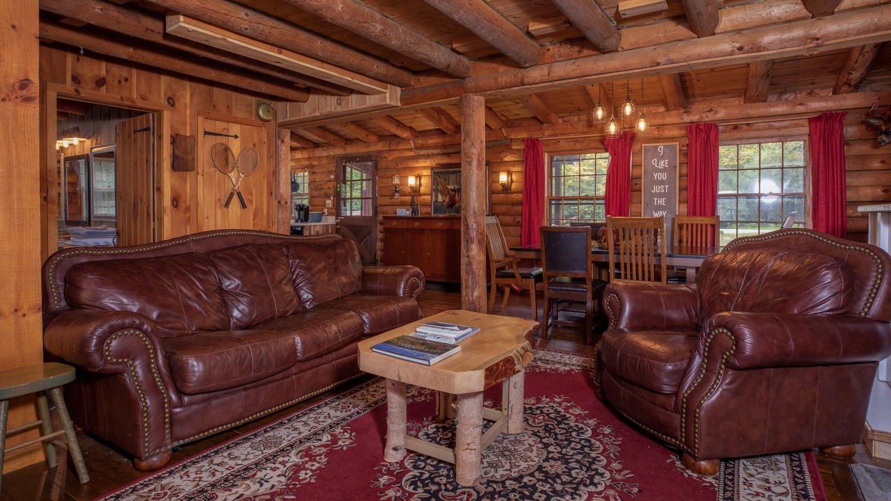 Photo of Livingroom in Chestertown