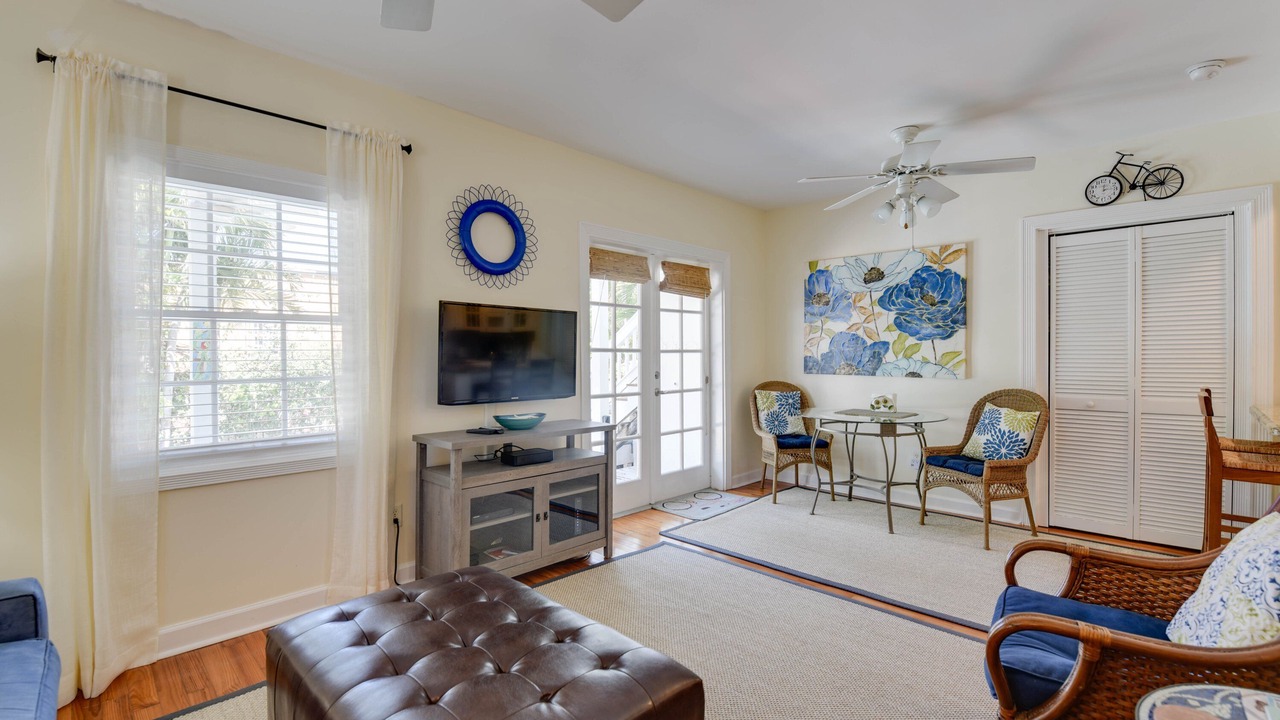 Photo of Livingroom in Old Town