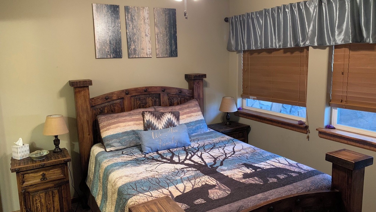 Photo of Bedroom in Cloudcroft
