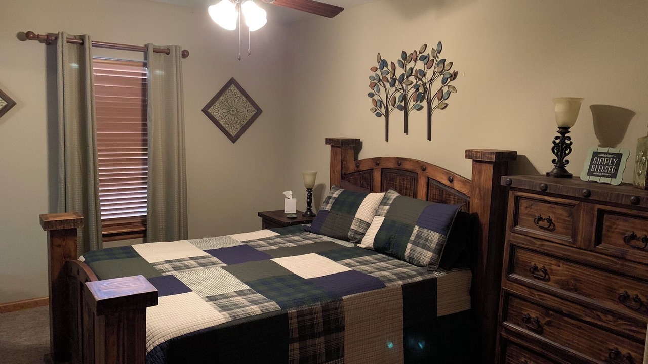 Photo of Bedroom in Cloudcroft