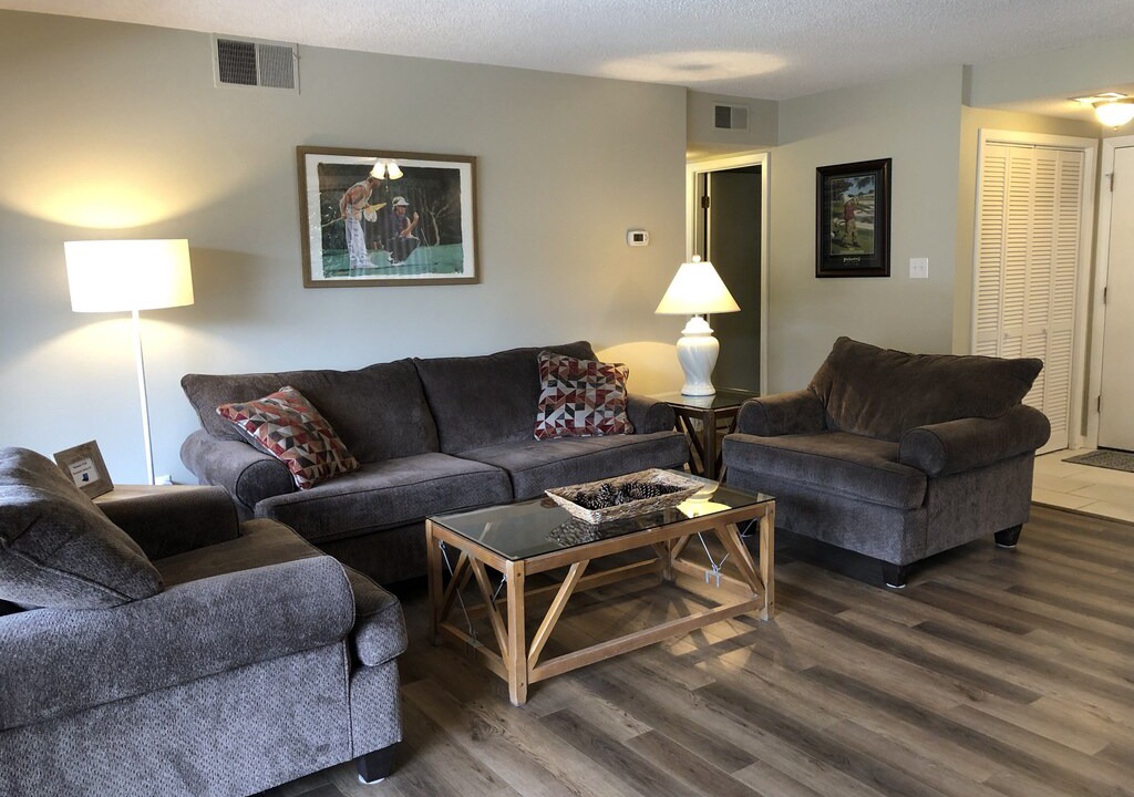 Photo of Livingroom in Pinehurst