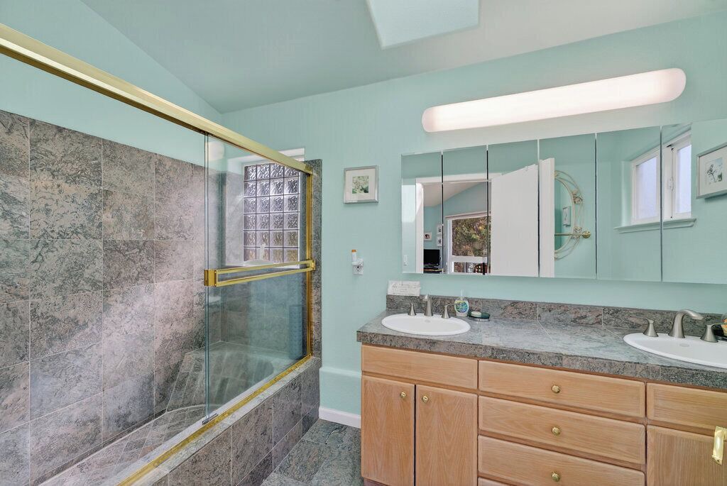 Photo of Bathroom in La Selva Beach