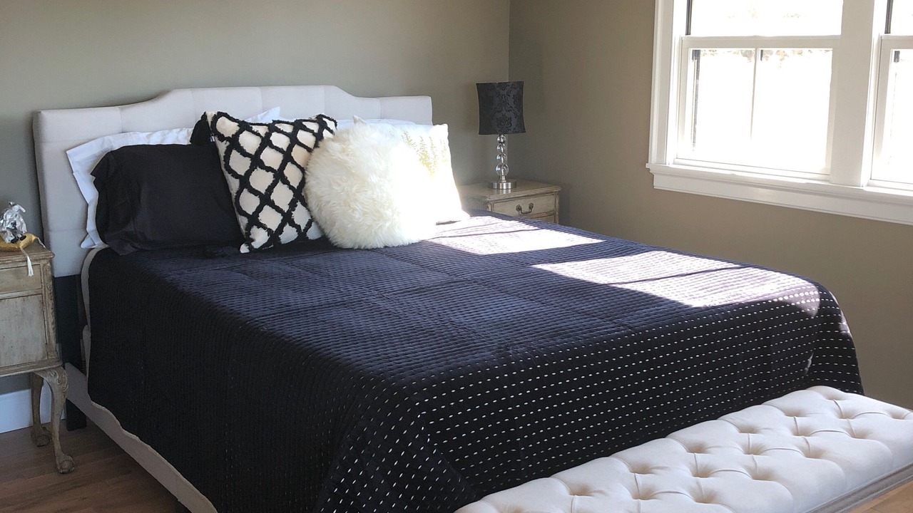 Photo of Bedroom in Hudson