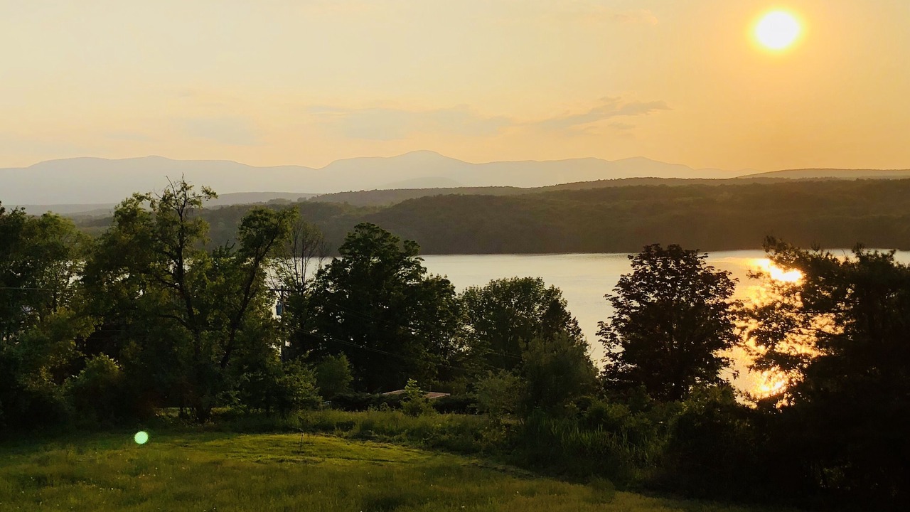 Photo of Others in Hudson