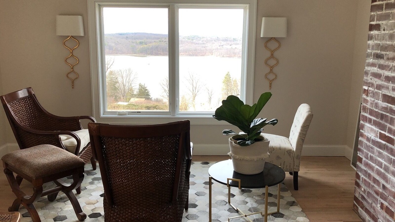 Photo of Bedroom in Hudson