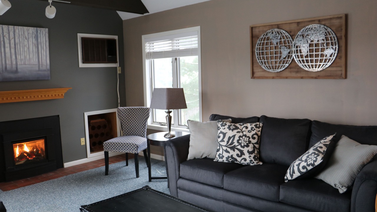 Photo of Livingroom in Clymer