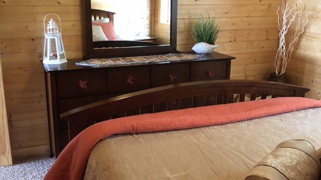 Photo of Bedroom in Homer