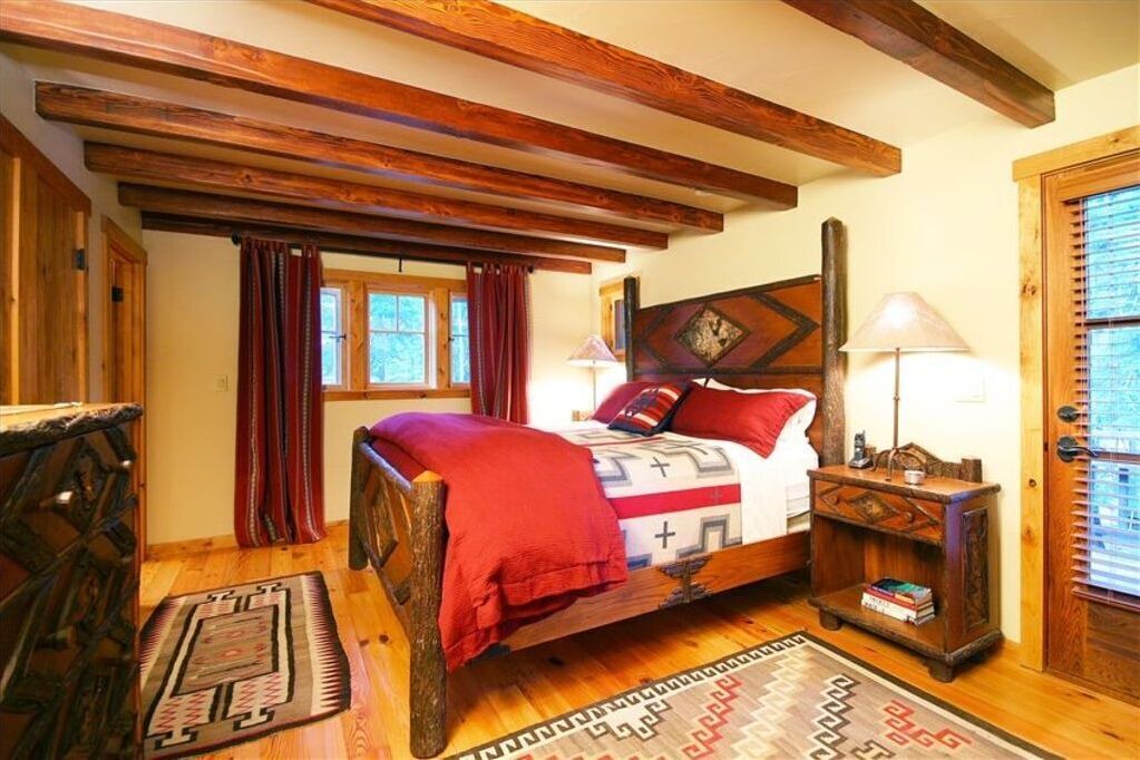Photo of Bedroom in Sunnyside
