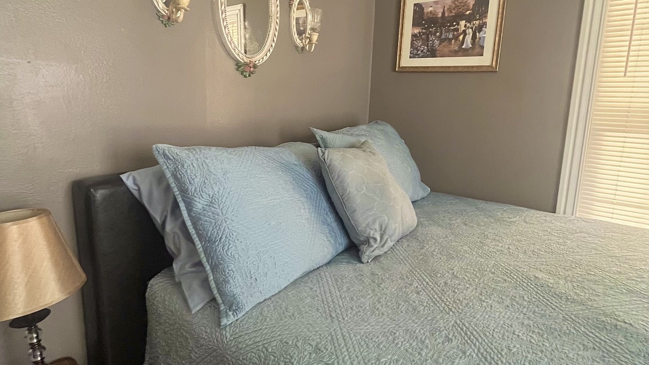 Photo of Bedroom in Prairie Grove