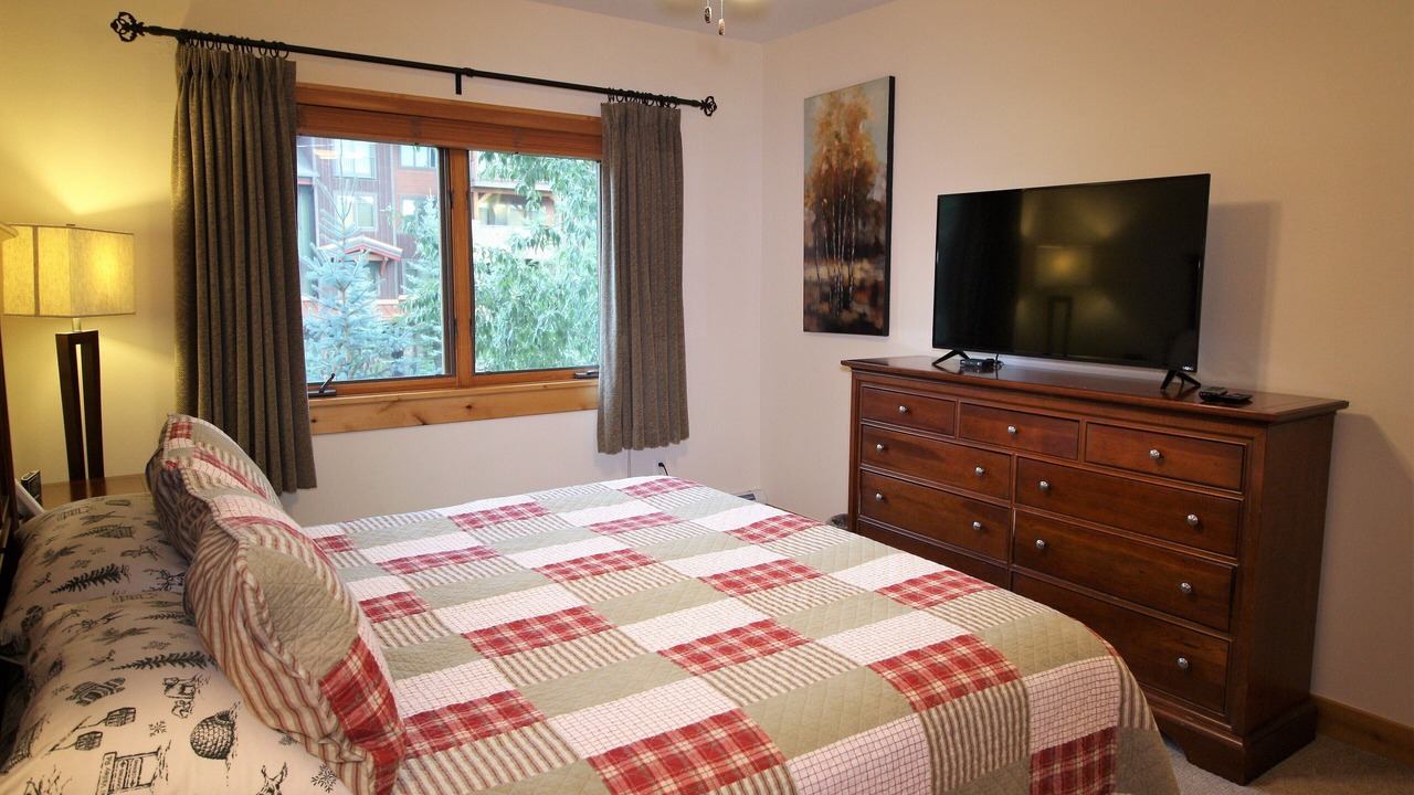Photo of Bedroom in Steamboat Springs