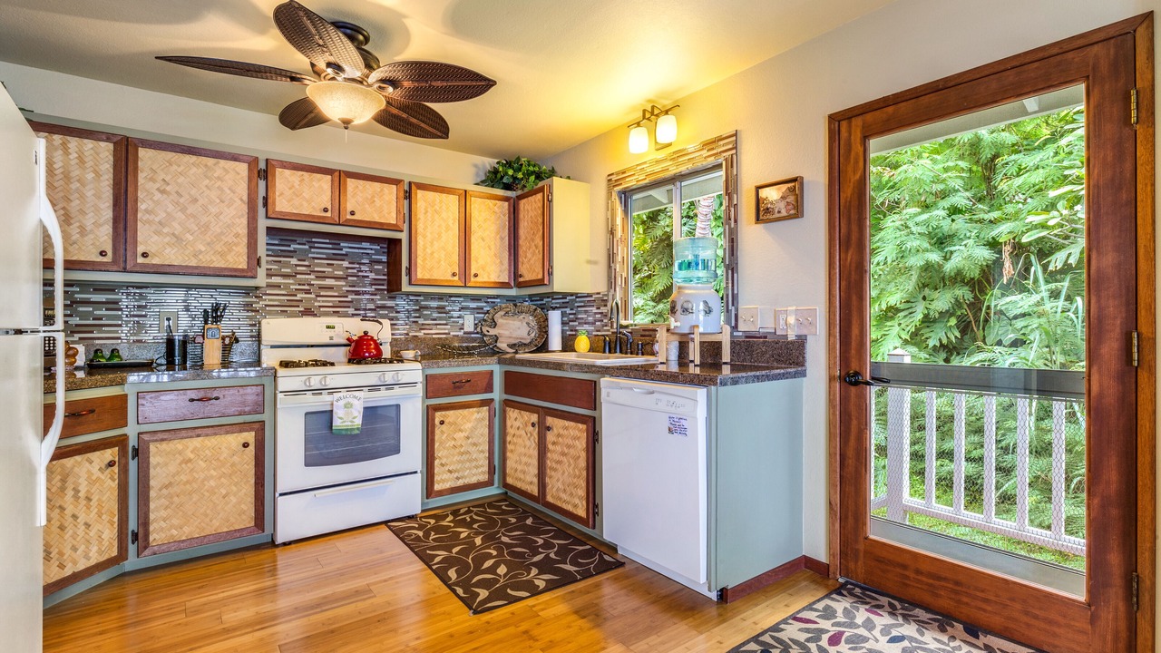 Photo of Others in Kona Paradise