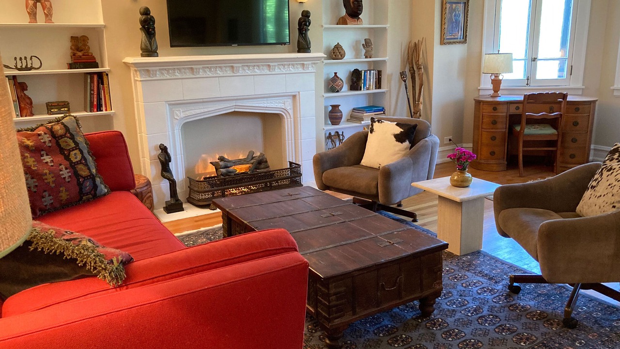 Photo of Livingroom in North Evanston