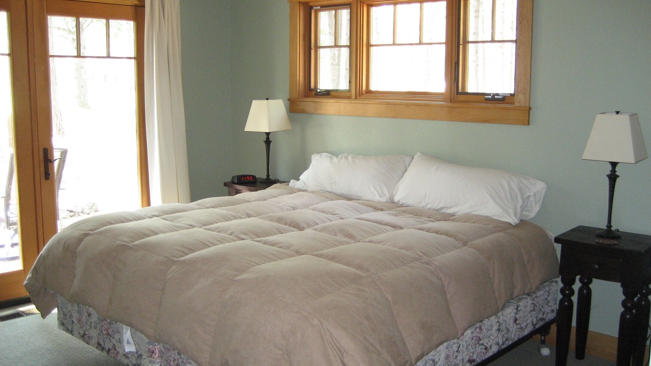 Photo of Bedroom in Black Butte Ranch