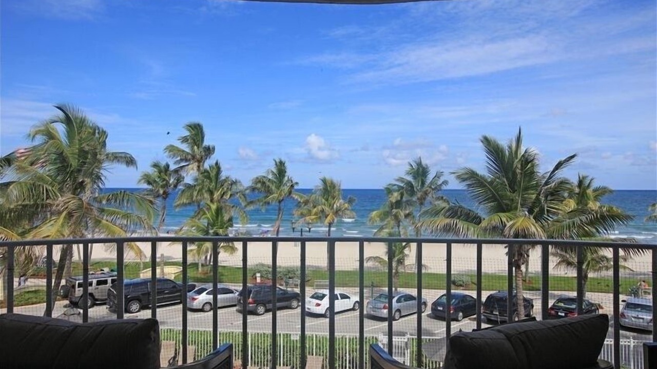 Photo of Patio Balcony in Deerfield Beach