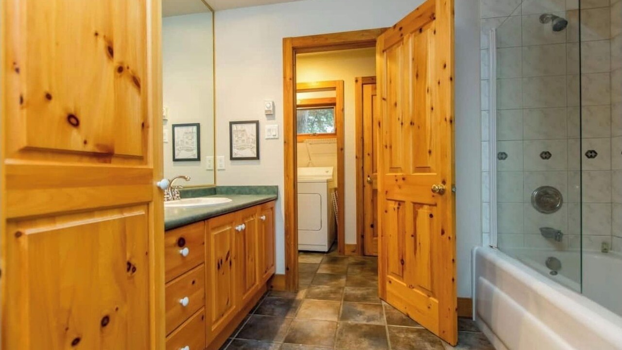 Photo of Bathroom in Bala
