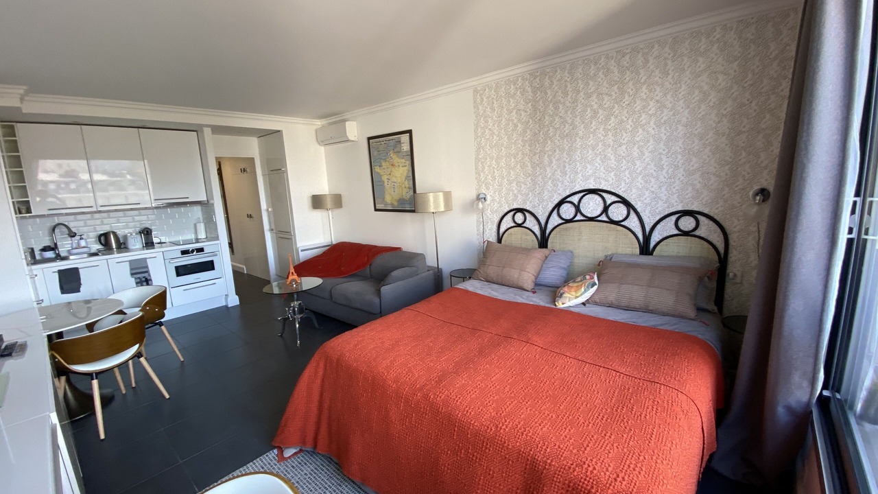Photo of Bedroom in Ternes