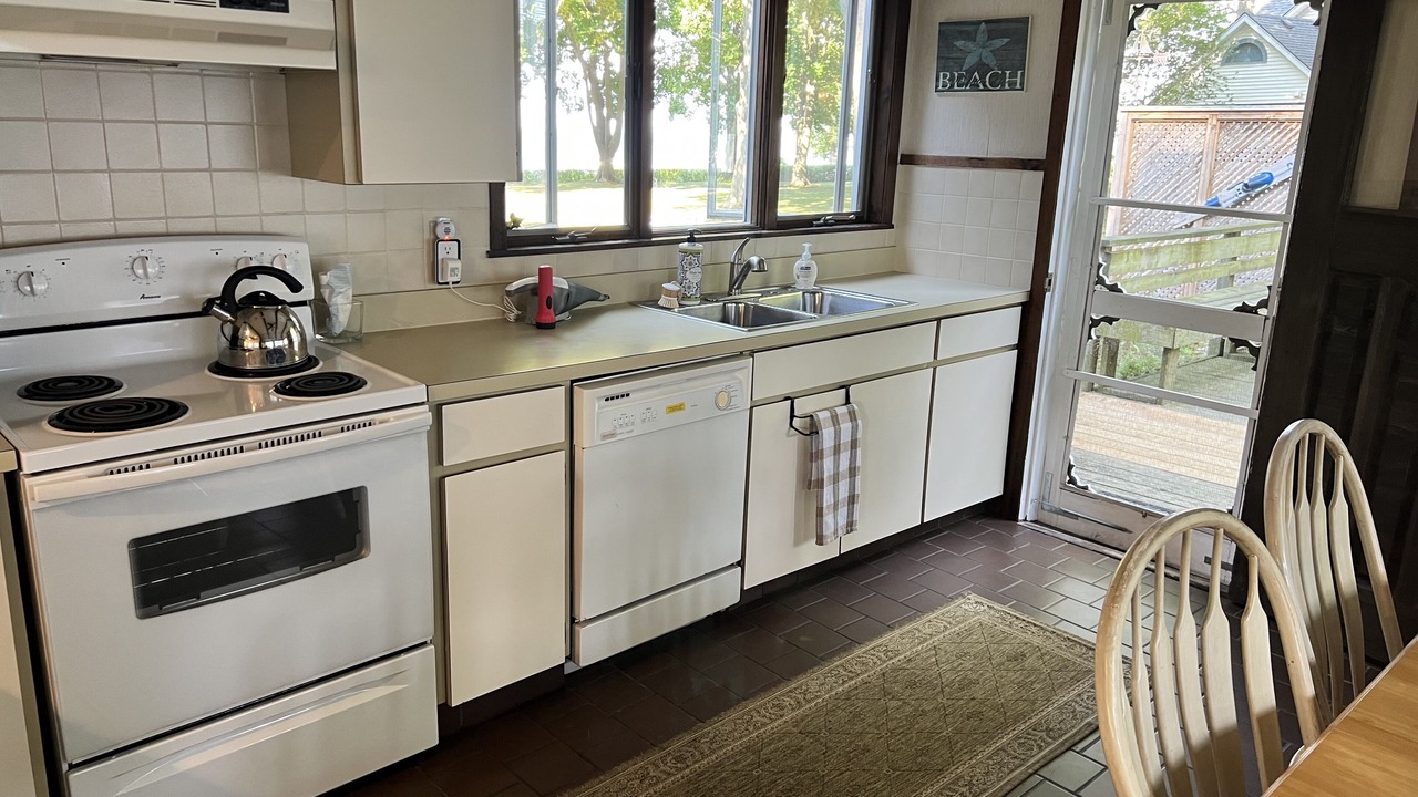 Photo of Kitchen in Waverly Beach
