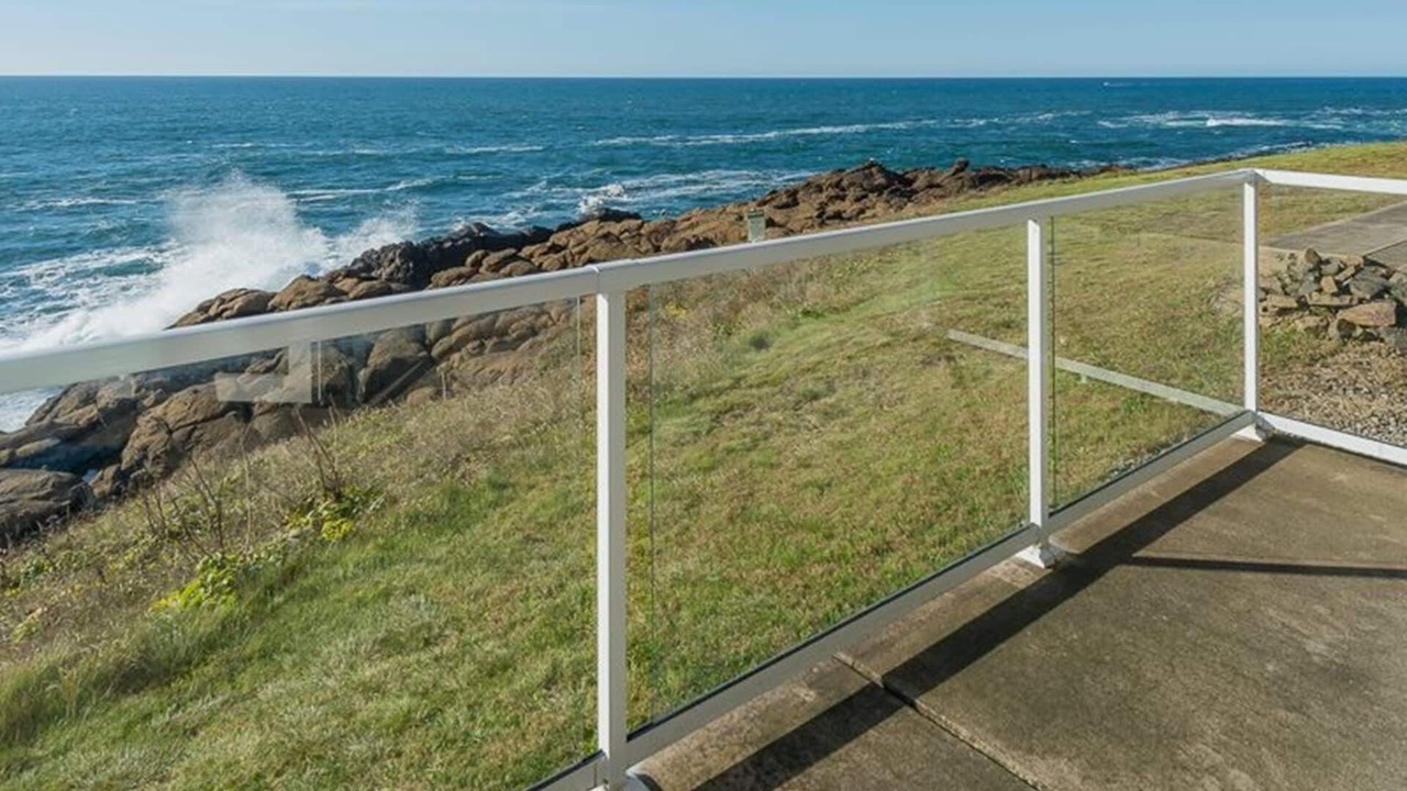 Photo of Others in Depoe Bay