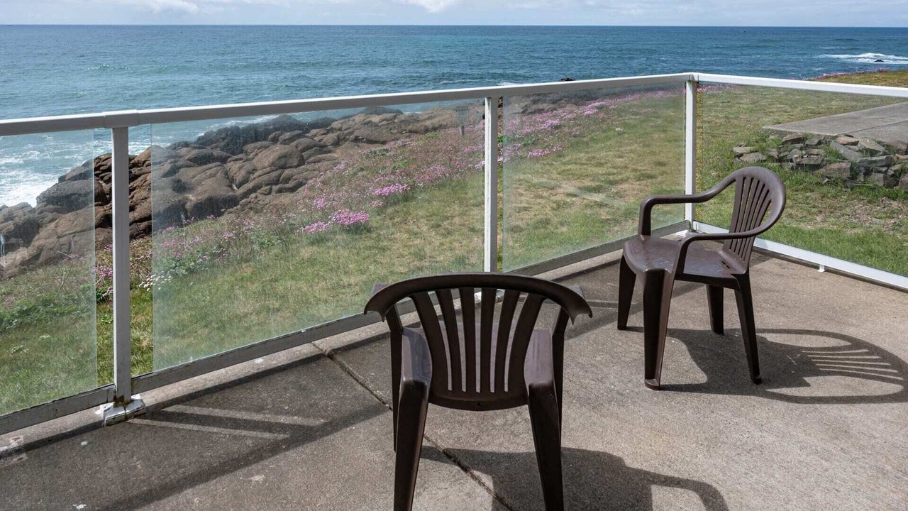 Photo of Others in Depoe Bay