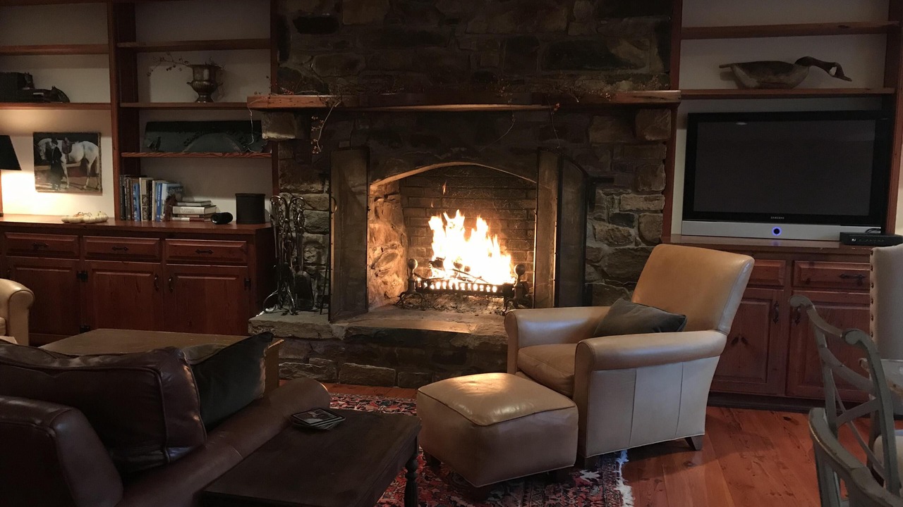 Photo of Livingroom in Upperville