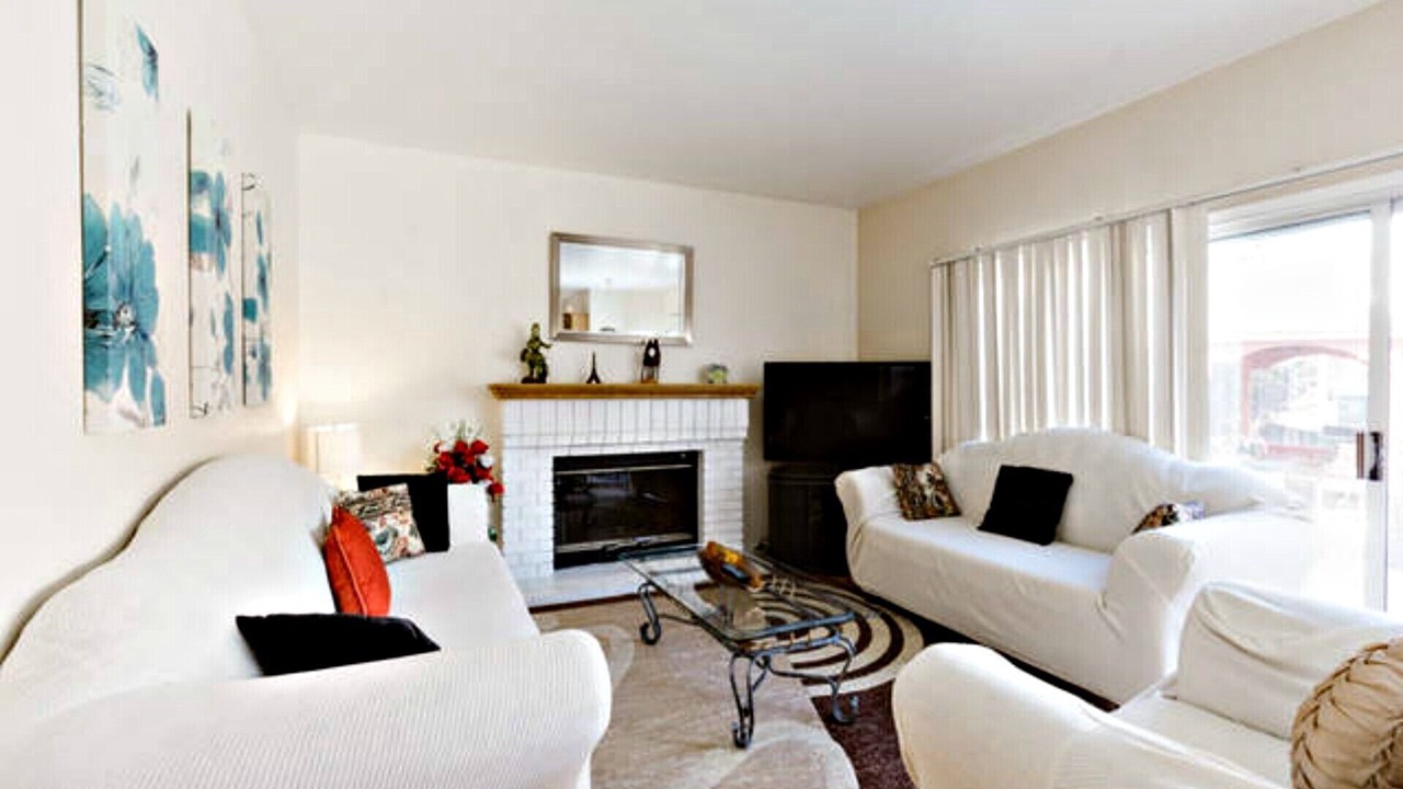 Photo of Livingroom in Union City