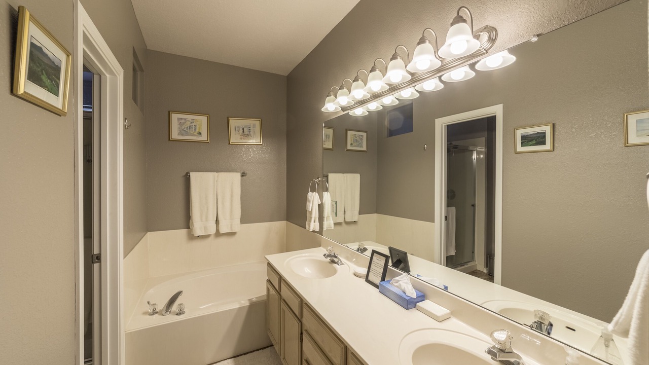 Photo of Bathroom in Northeast Heights