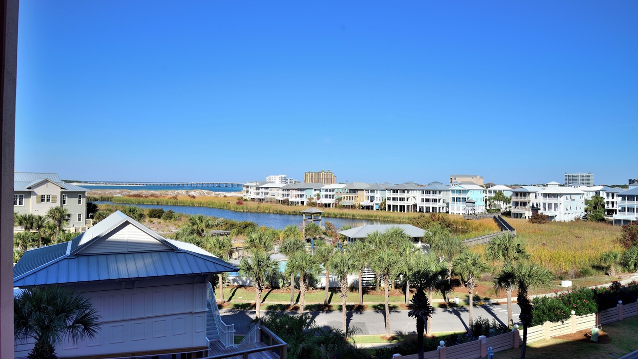 Photo of Patio Balcony in Holiday Isle