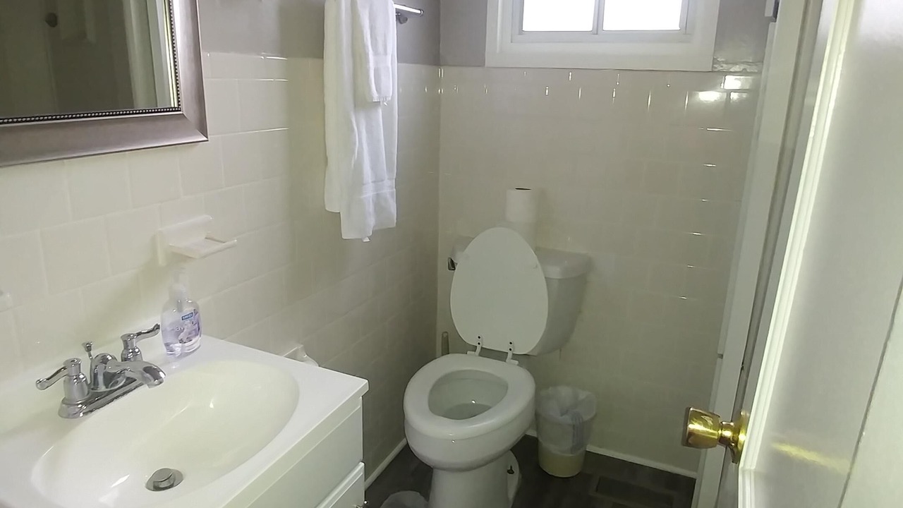 Photo of Bathroom in Sunrise Beach